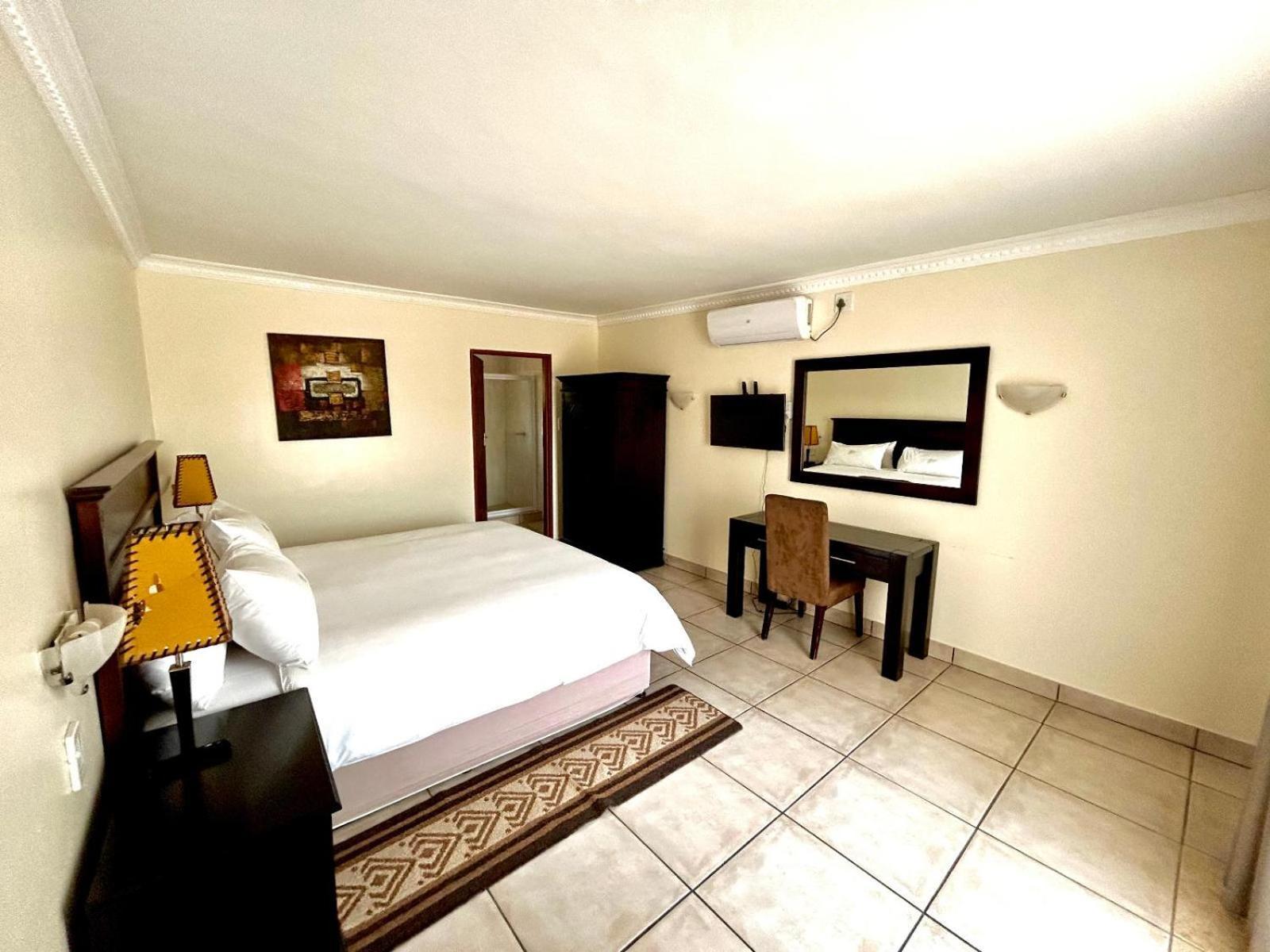 Karibu Leisure Resort Thapane Room photo