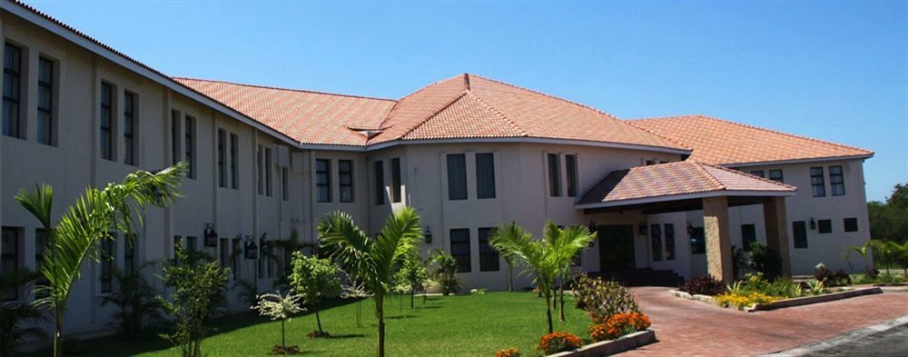 Karibu Leisure Resort Thapane Exterior photo